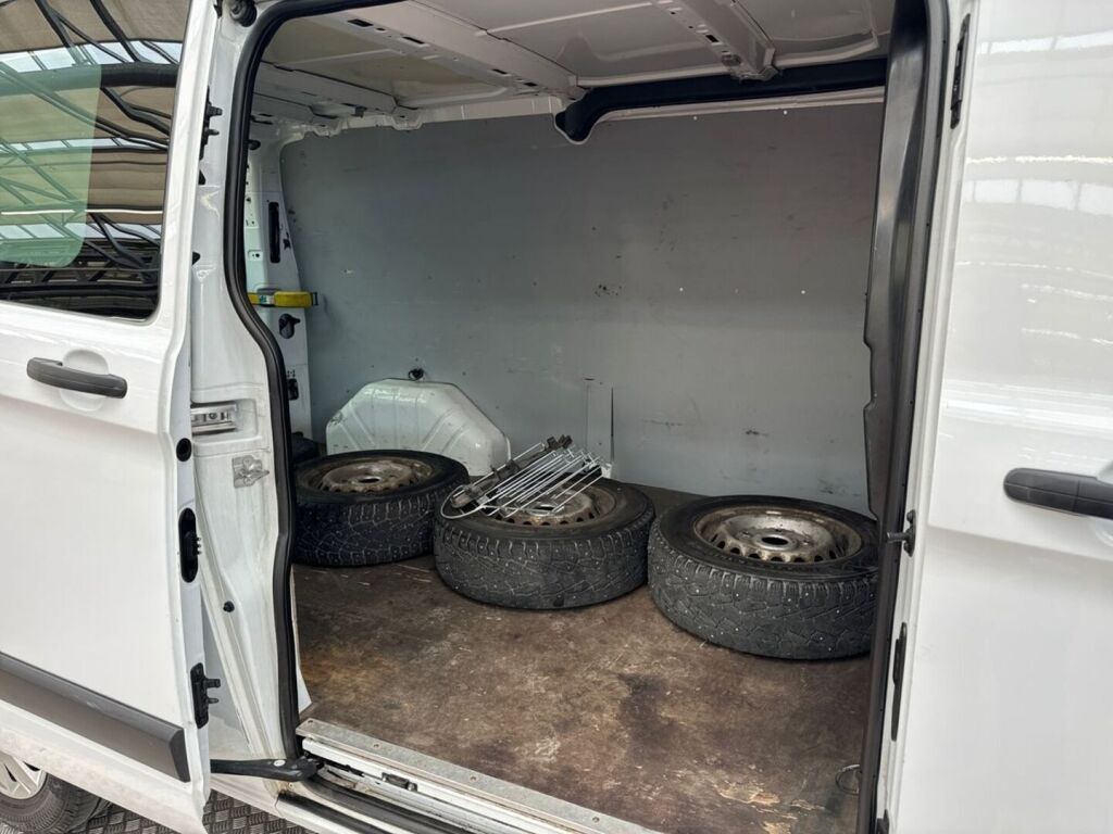 Ford Transit Custom 2014 Valkoinen