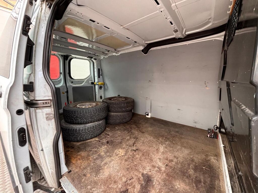 Ford Transit Custom 2014 Valkoinen