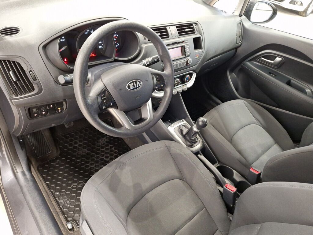 Kia Rio 2015 Harmaa