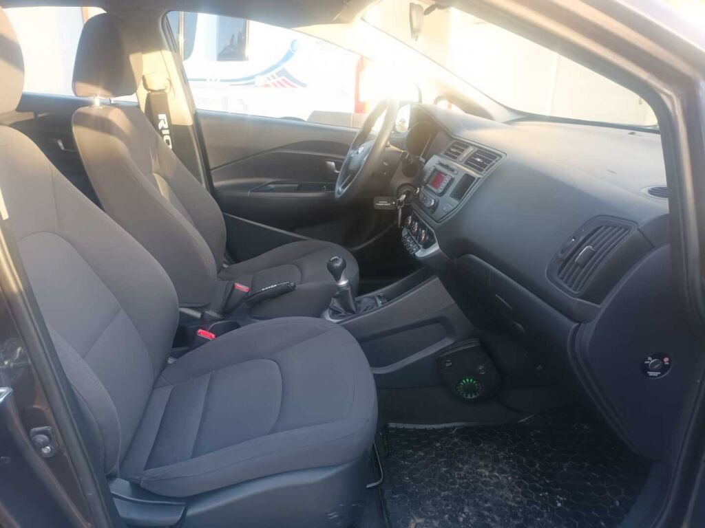 Kia Rio 2015 Harmaa