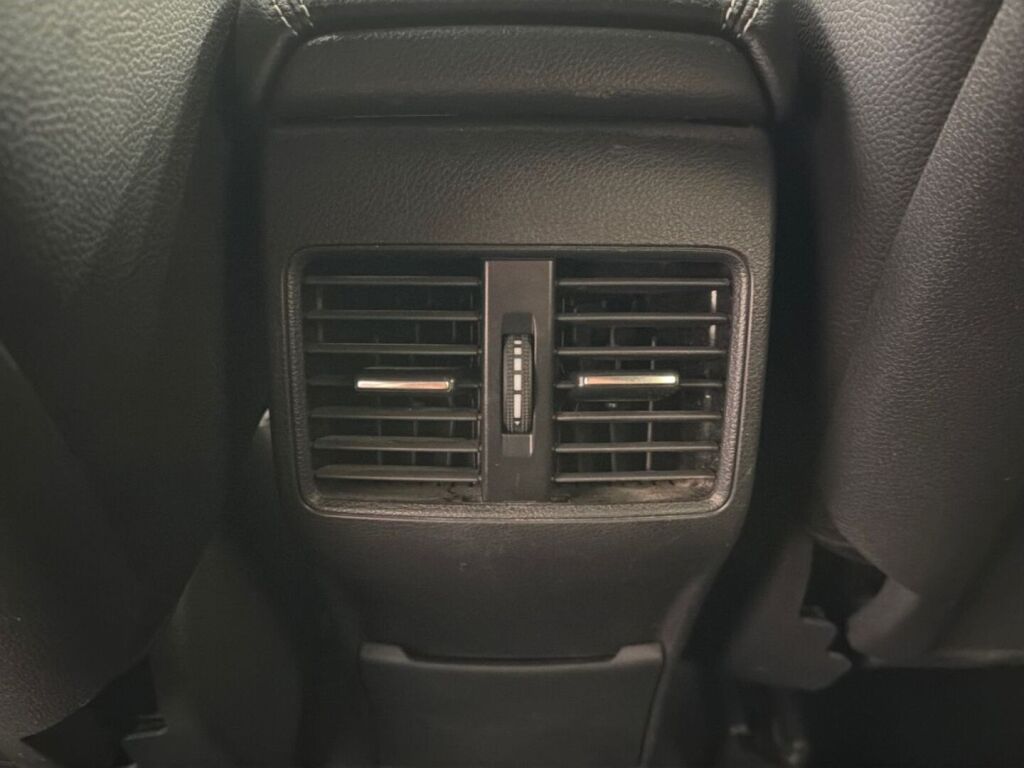 Mercedes-Benz B 2015 Valkoinen