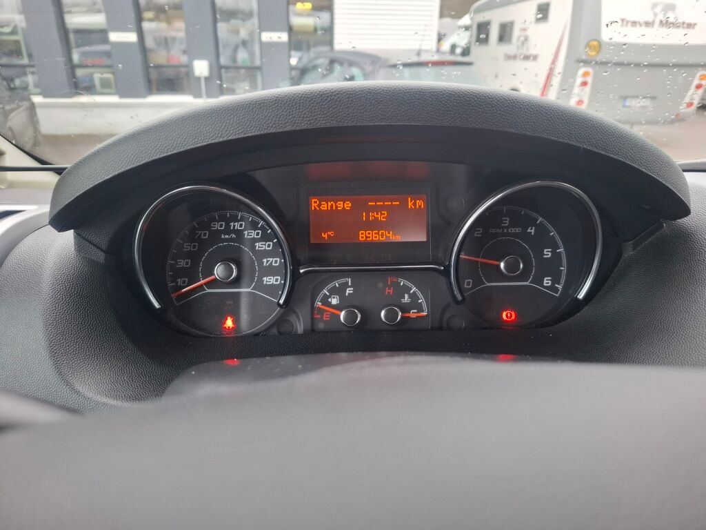 LMC Cruiser T 712 SportLine 2015 Valkoinen