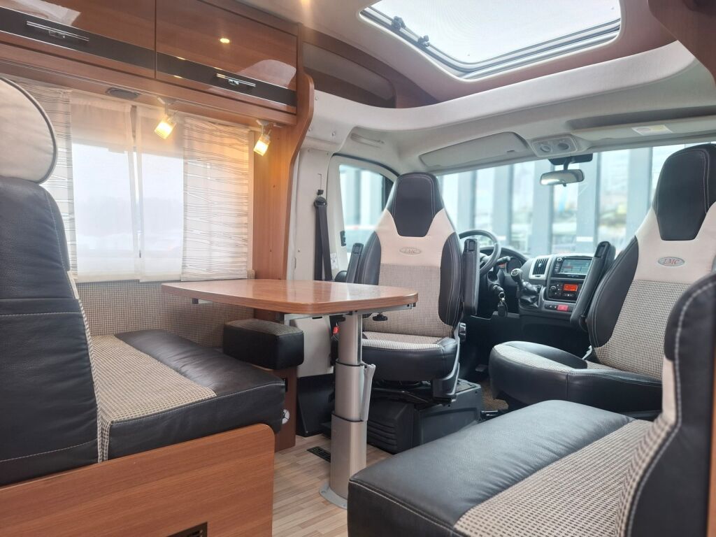 LMC Cruiser T 712 SportLine 2015 Valkoinen
