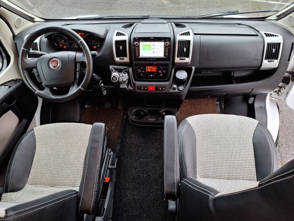 LMC Cruiser T 712 SportLine 2015 Valkoinen