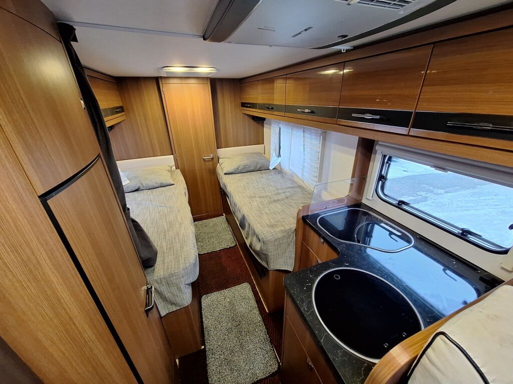 LMC Cruiser T 712 SportLine 2015 Valkoinen