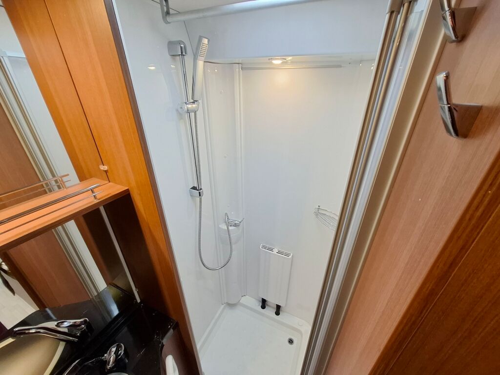 LMC Cruiser T 712 SportLine 2015 Valkoinen