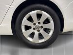 Opel Insignia 2014 Valkoinen