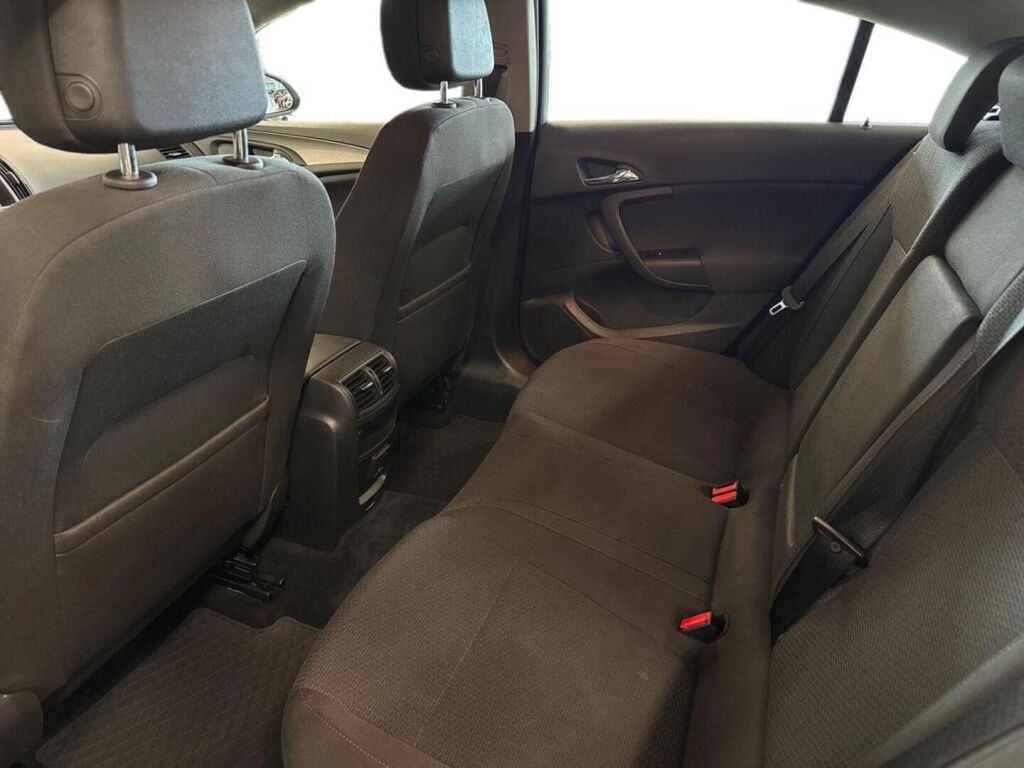 Opel Insignia 2014 Valkoinen