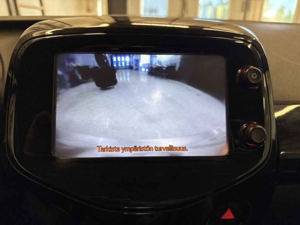 Toyota AYGO 2014 Musta