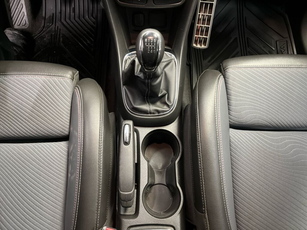 Opel Mokka 2014 Hopea