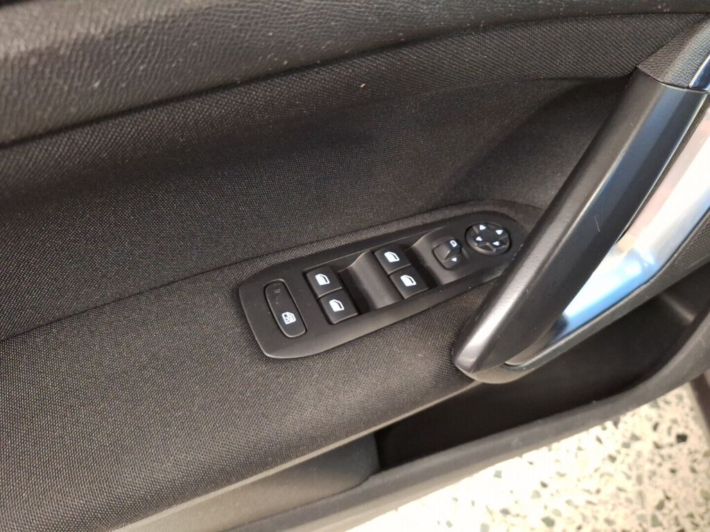 Peugeot 308 2014 Harmaa