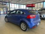 Kia Rio 2015 Sininen