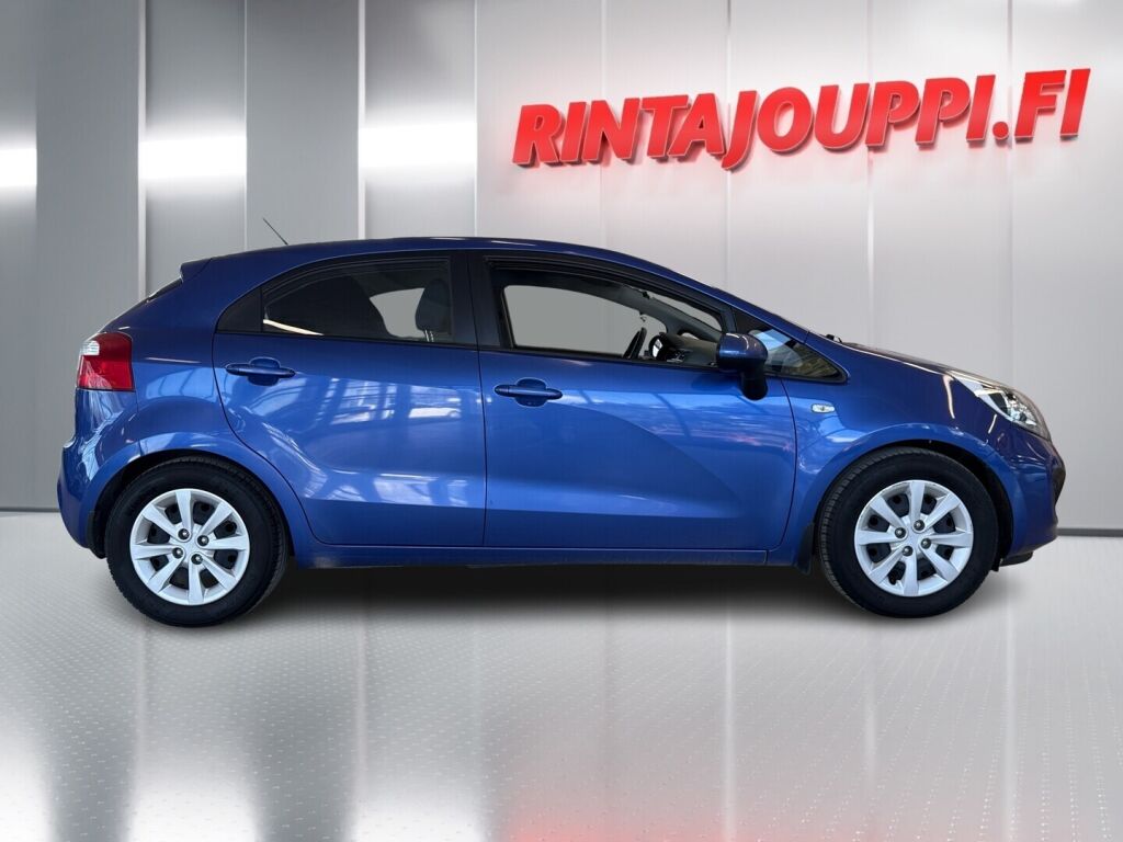 Kia Rio 2015 Sininen