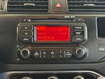Kia Rio 2015 Sininen