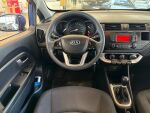 Kia Rio 2015 Sininen