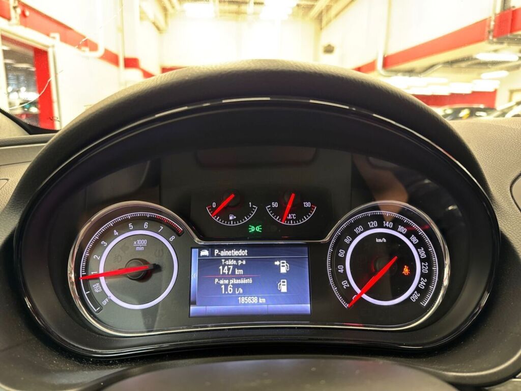 Opel Insignia 2014 Valkoinen
