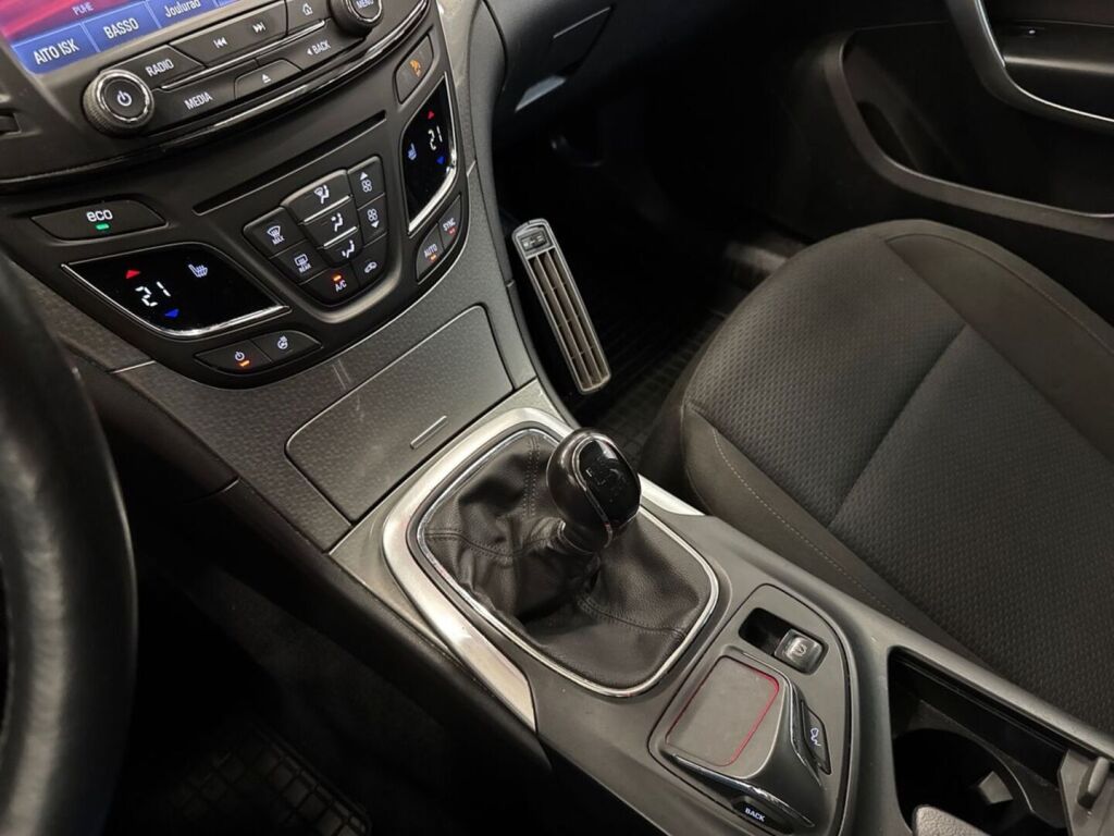 Opel Insignia 2014 Valkoinen