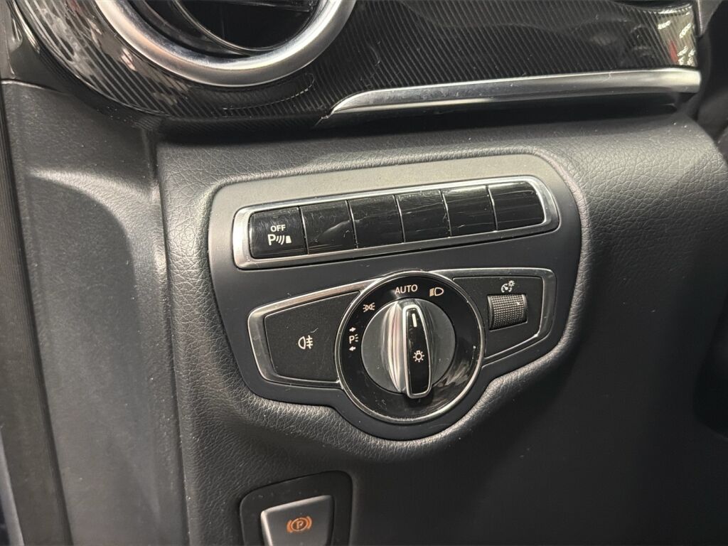 Mercedes-Benz V 2014 Sininen