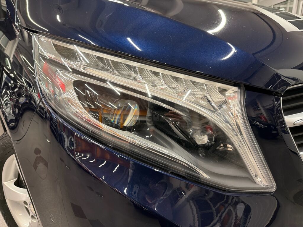 Mercedes-Benz V 2014 Sininen