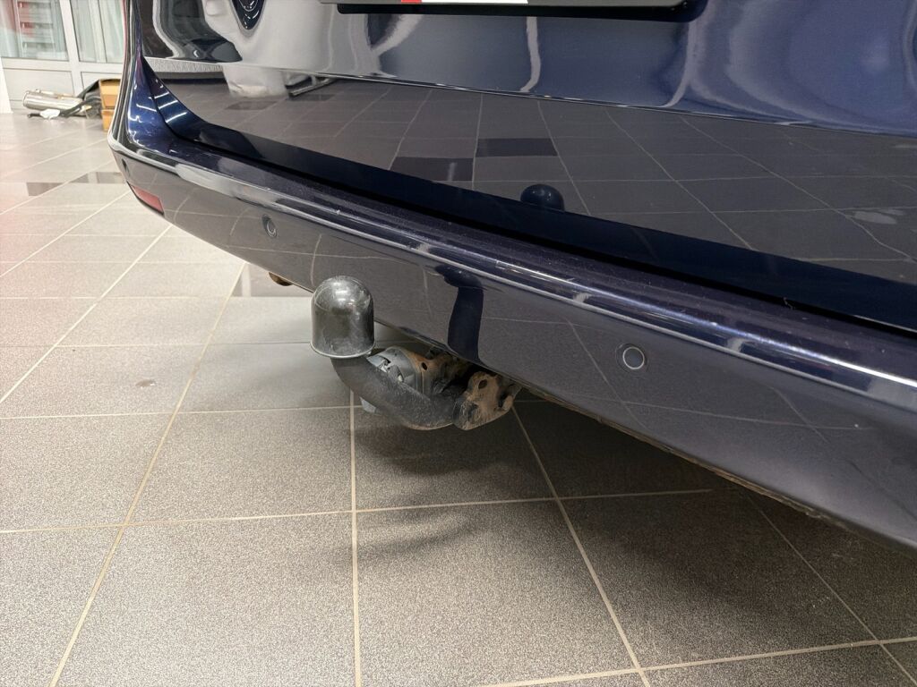 Mercedes-Benz V 2014 Sininen