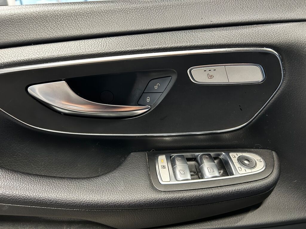 Mercedes-Benz V 2014 Sininen