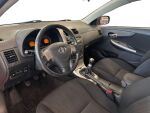 Toyota Corolla 2009 Punainen
