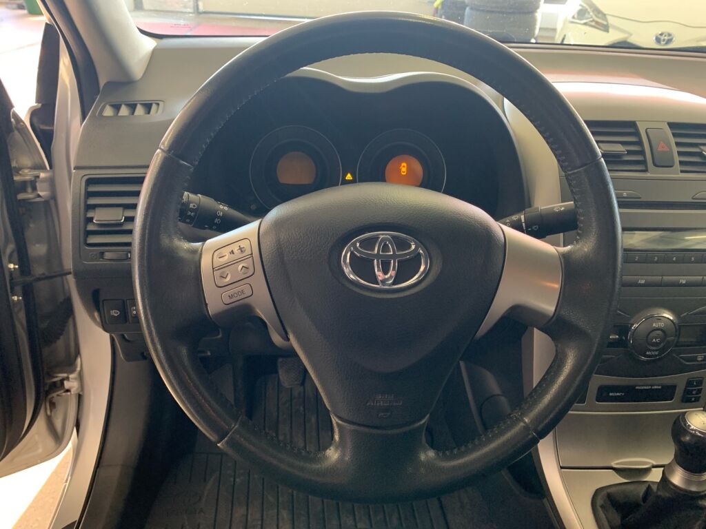 Toyota Corolla 2009 Hopea