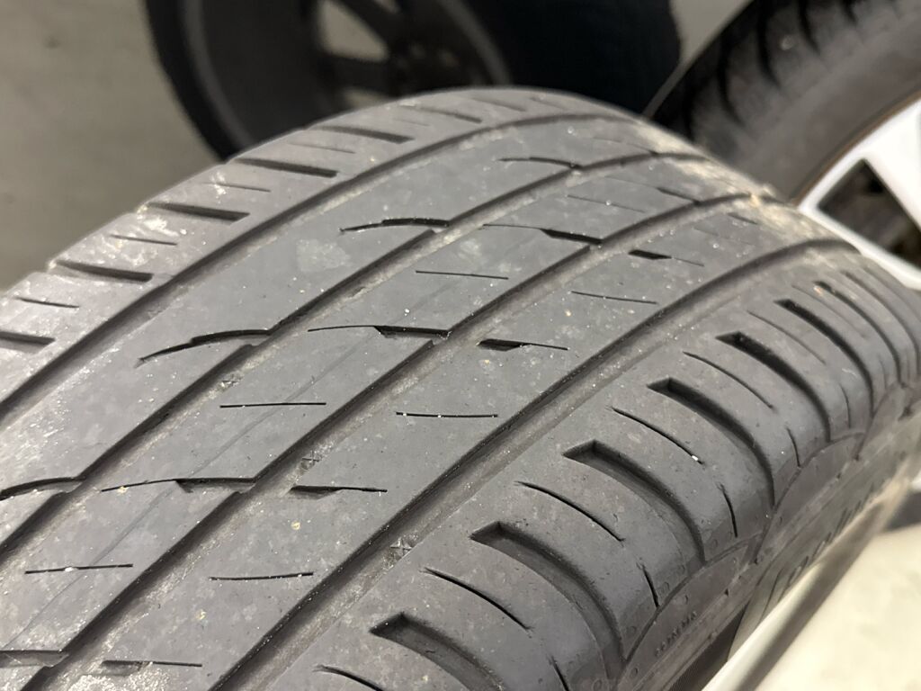 Toyota Corolla 2009 Musta