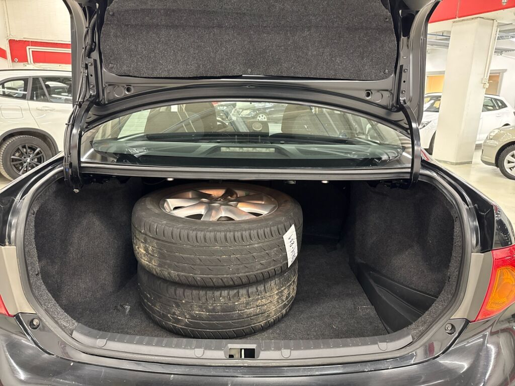 Toyota Corolla 2009 Musta