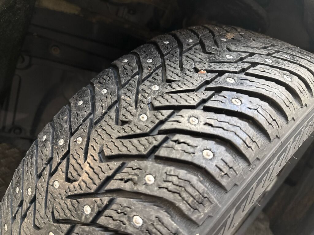 Toyota Avensis 2010 Vihreä