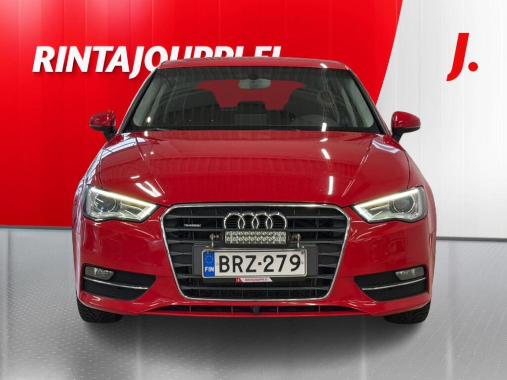 Audi A3 2014 Punainen