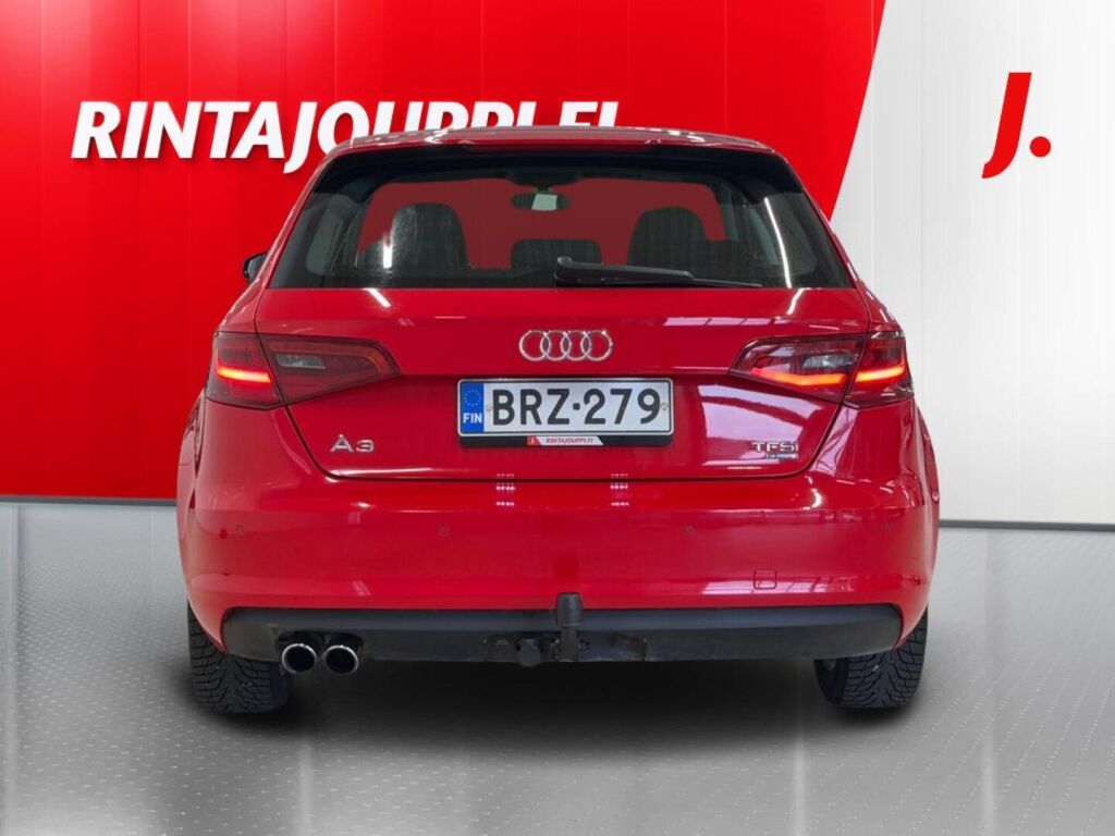 Audi A3 2014 Punainen
