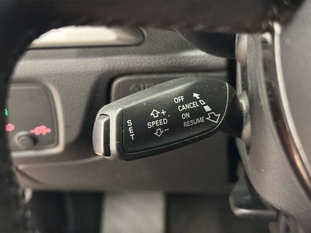 Audi A3 2014 Punainen