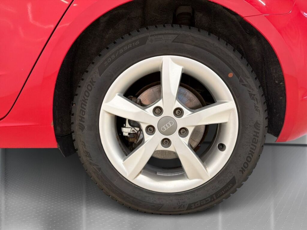 Audi A3 2014 Punainen