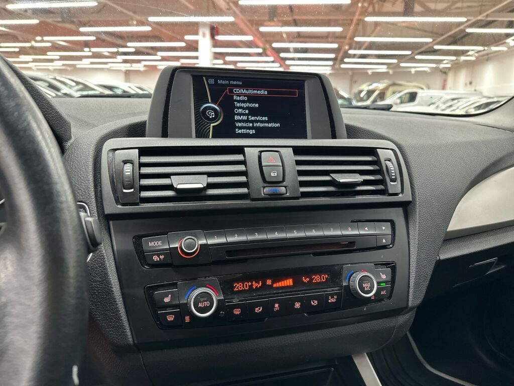 BMW 116 2014 Ruskea (beige)