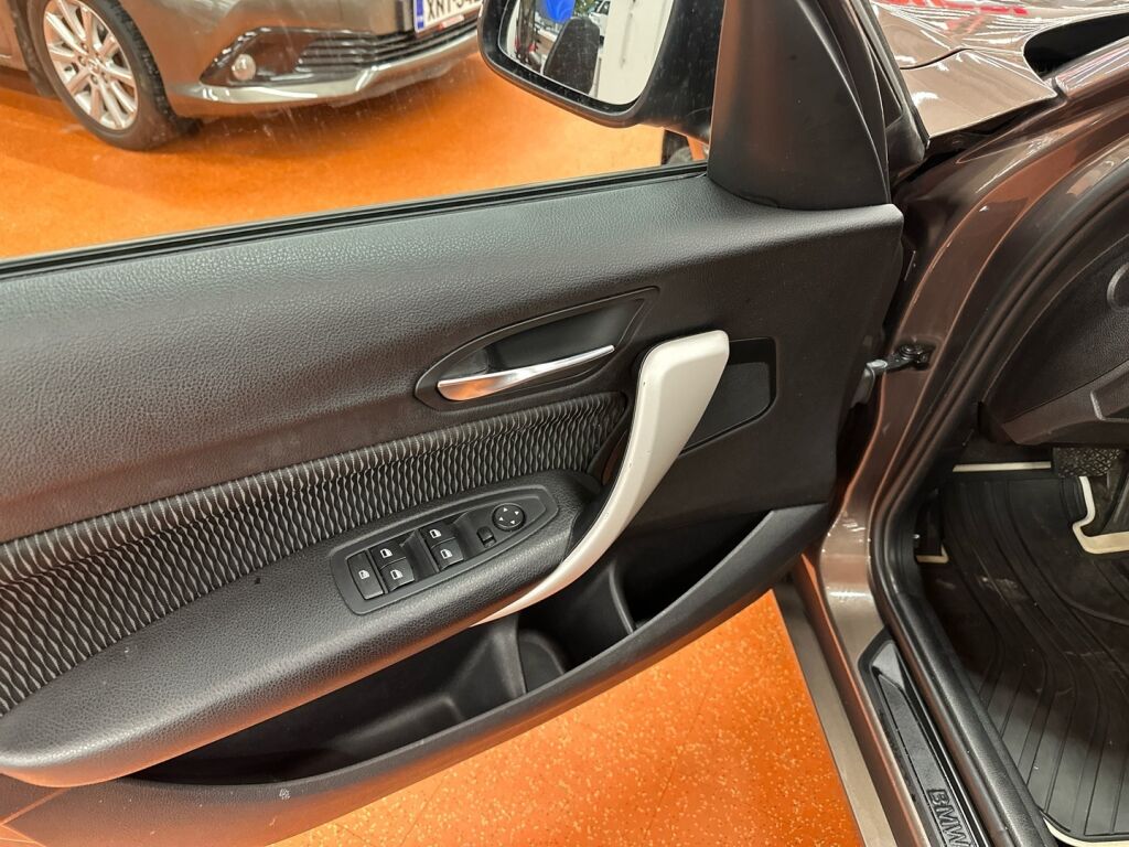 BMW 116 2014 Ruskea (beige)