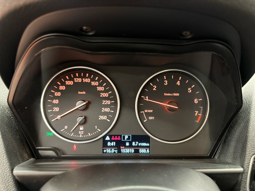 BMW 116 2014 Ruskea (beige)