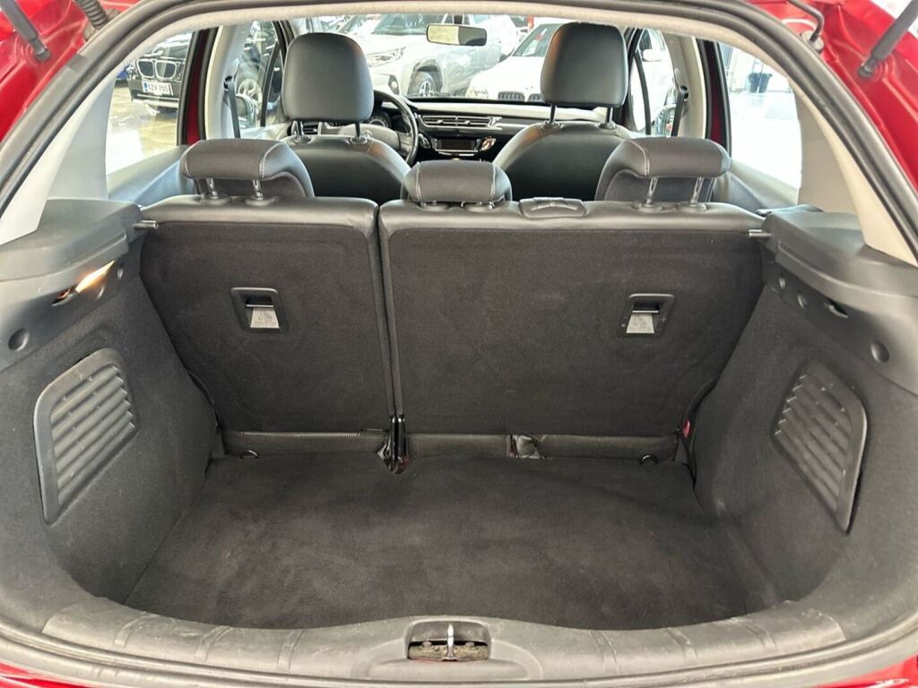 Citroen C3 2014 Punainen