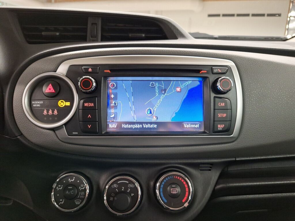 Toyota Yaris 2014 Punainen