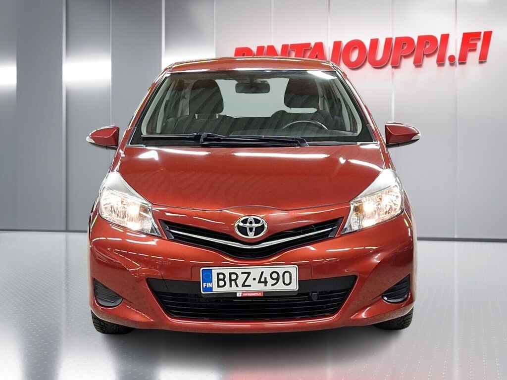 Toyota Yaris 2014 Punainen