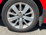 Volkswagen Golf 2012 Punainen