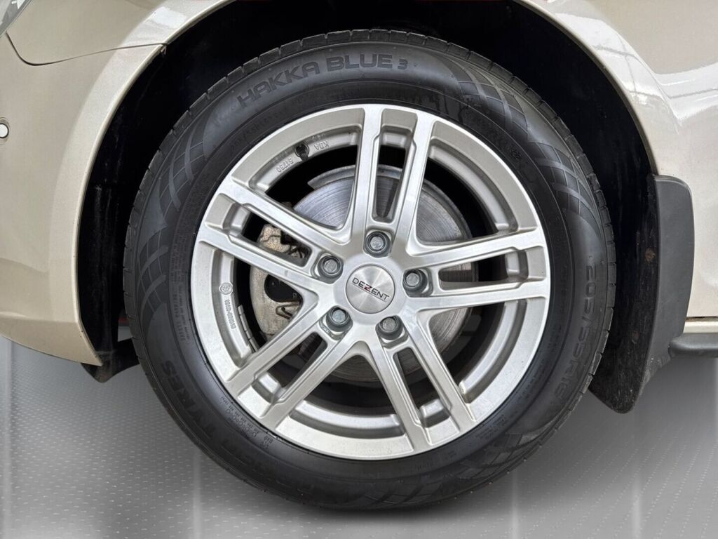 Volkswagen Golf 2012 Hopea