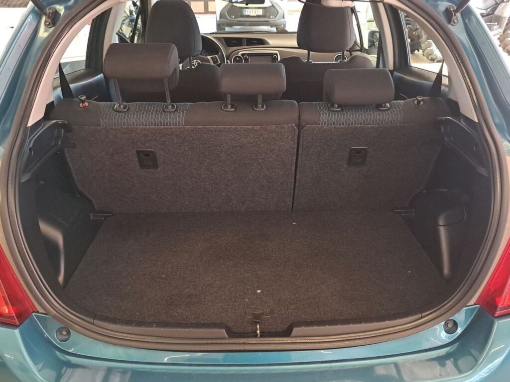Toyota Yaris 2012 Turkoosi