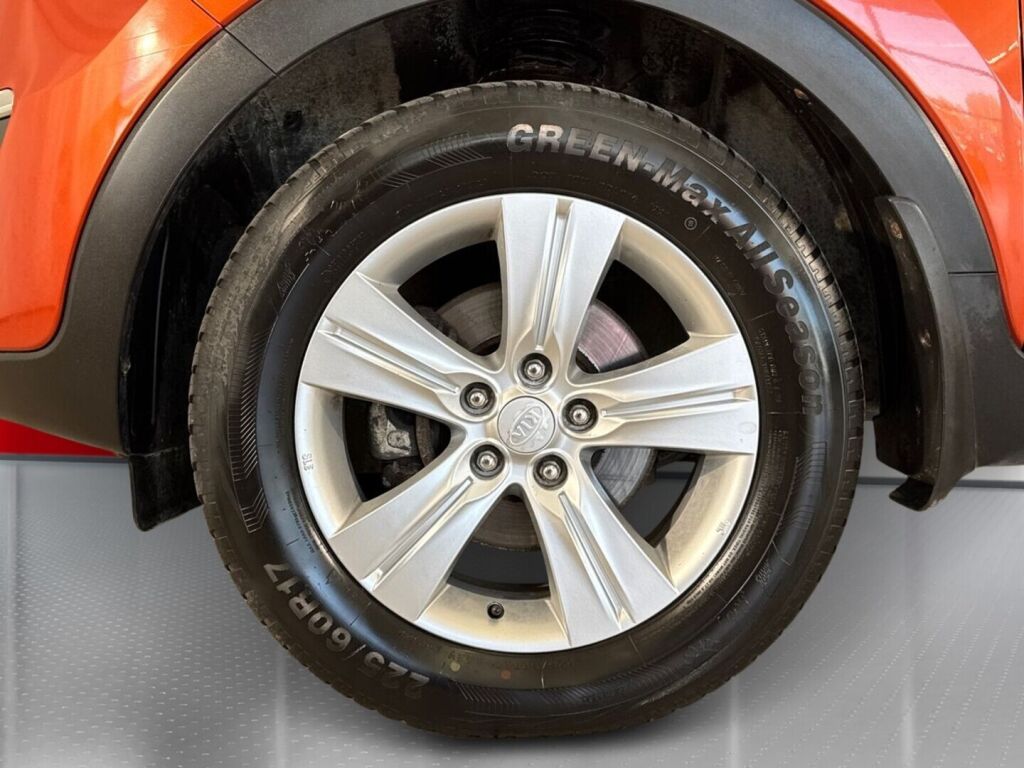 Kia Sportage 2012 Oranssi