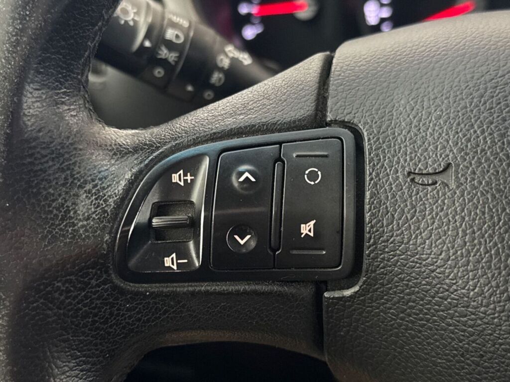 Kia Sportage 2012 Oranssi