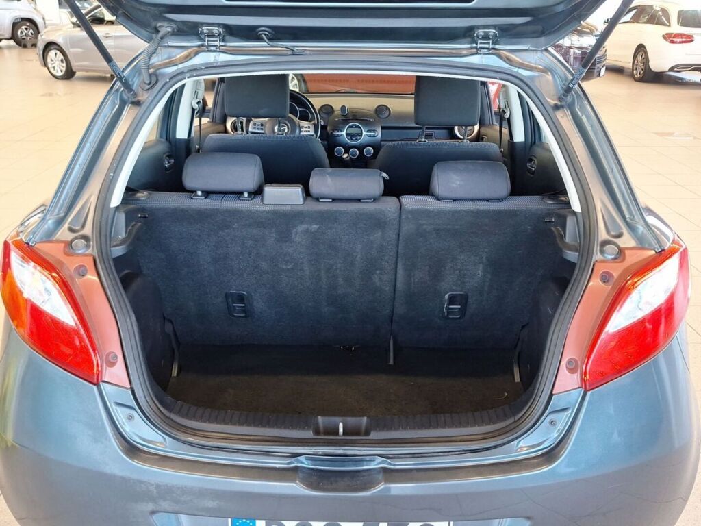 Mazda Mazda2 2009 Harmaa