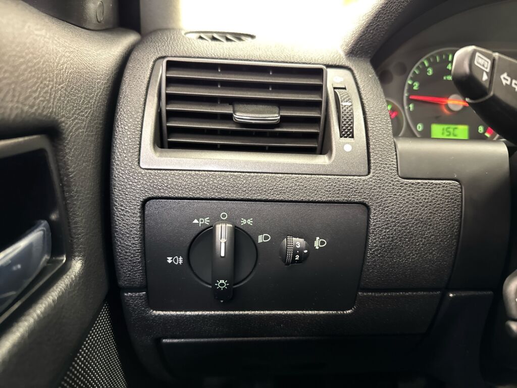 Ford Mondeo 2006 Harmaa