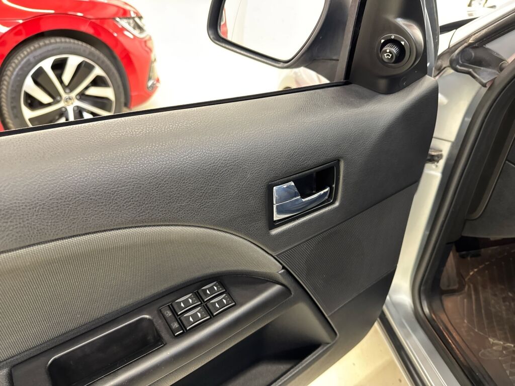 Ford Mondeo 2006 Harmaa