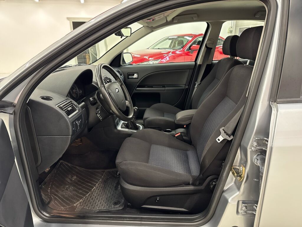 Ford Mondeo 2006 Harmaa