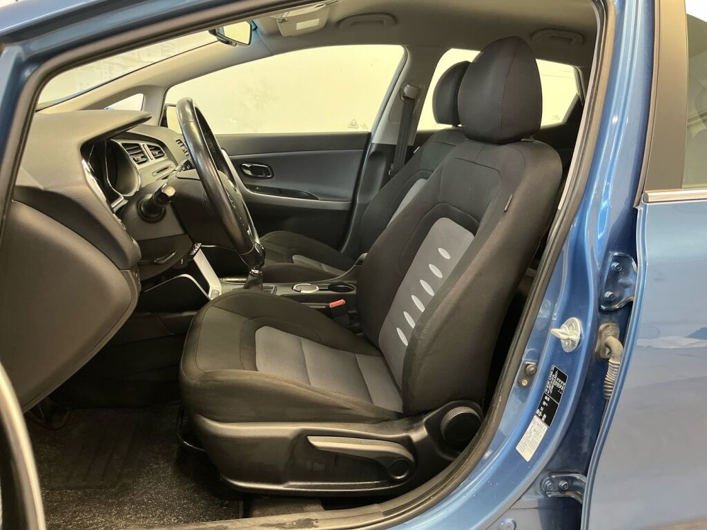 Kia Ceed 2012 Sininen